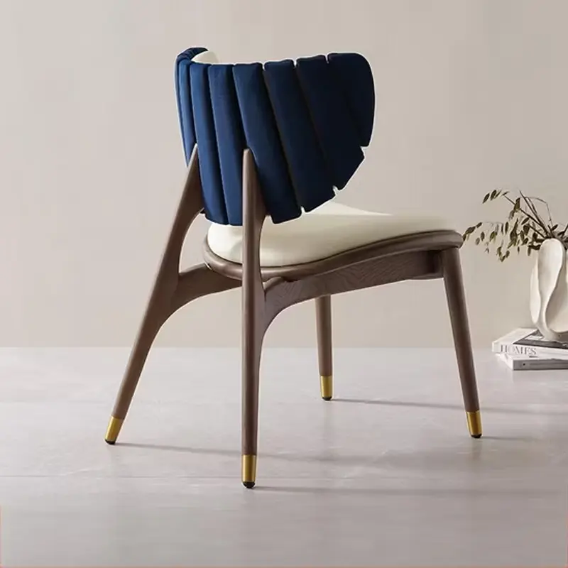 lavish design chair