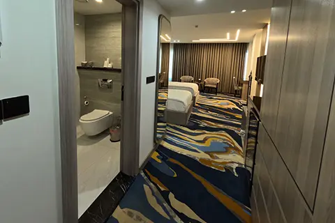 van royal hotel